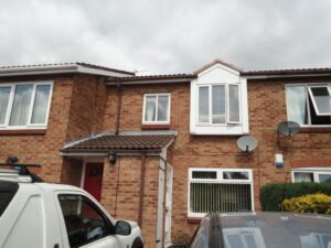 Ragees Road, Kingswinford