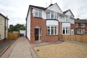 Lyndhurst Drive, Wordsley